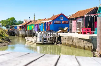 Du port d'hier aux artistes d'aujourd'hui_Le Château-d'Oléron