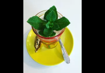 un thé à la menthe