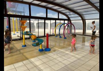 ile d'Oleron Camping La Brande splashpad intérieur