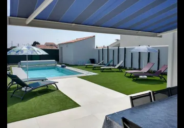 Vue piscine - Transats