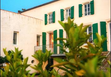 façade vue du jardin